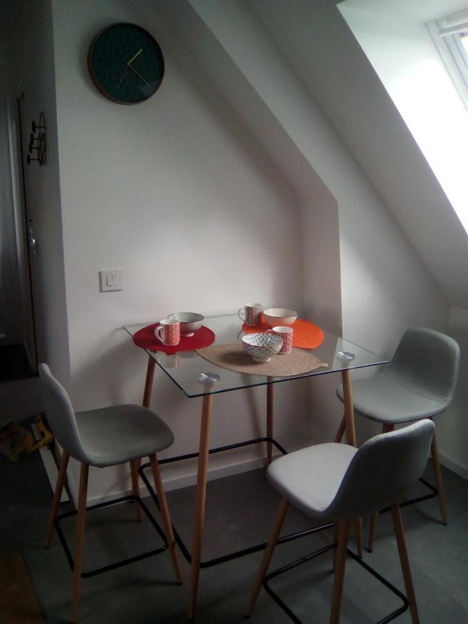 L'Escapade Lochoise Bed & Breakfast Genille Exterior photo